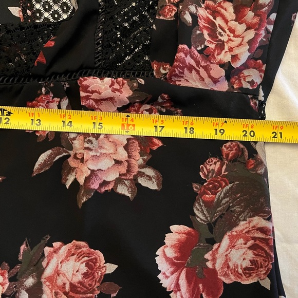 Rewind Women's Sheer Top, Black and Pink/Purple Floral, Lace Detail, Size Med - Picture 5 of 9